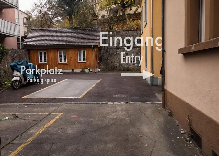 Citycenter Apartment With Parking